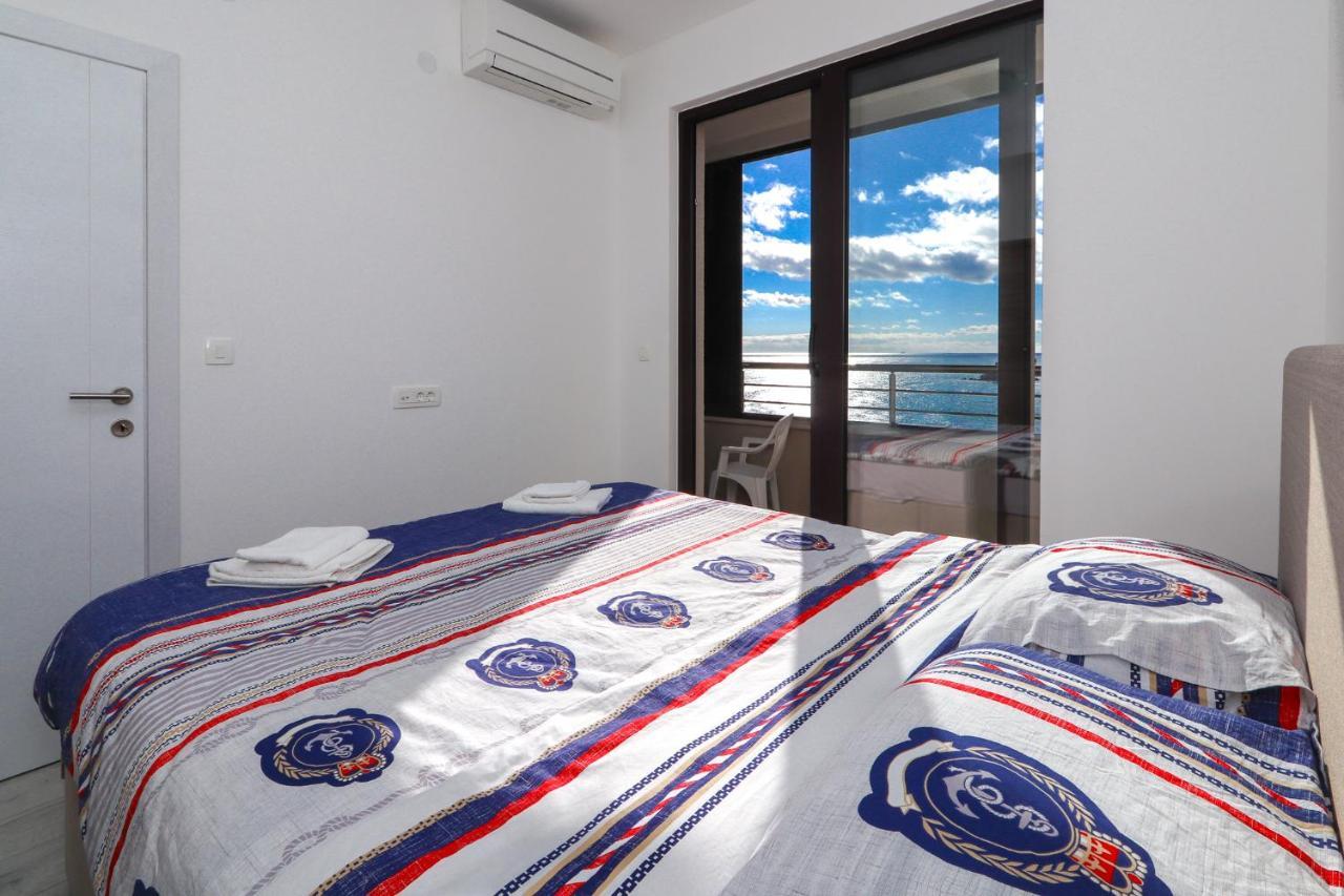 Apartment Sidro Petrovac Eksteriør billede